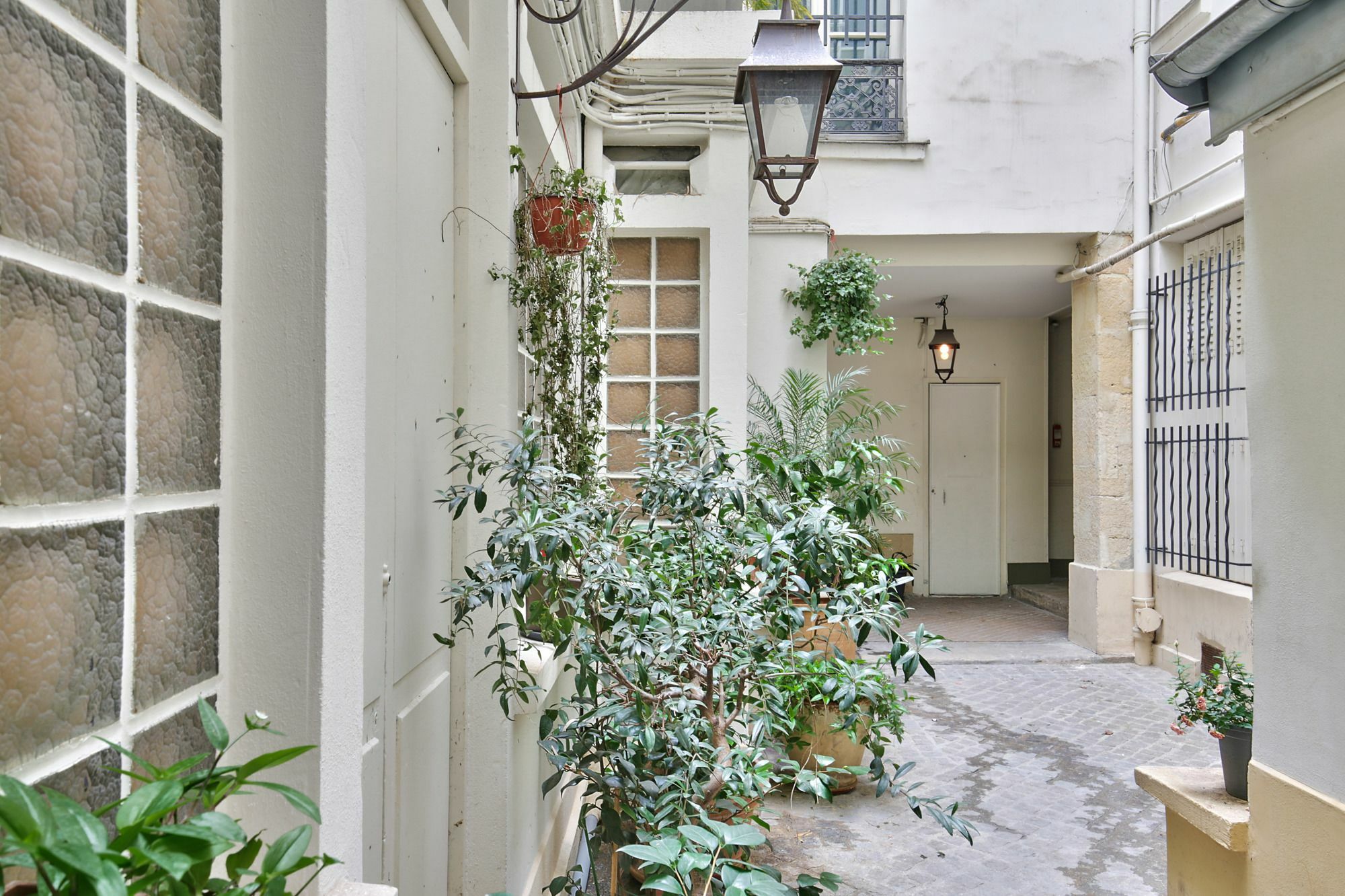 Апартаменты 70 - Authentic Parisian Flat Экстерьер фото